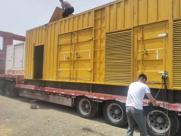 武定除了负载情况和发动机维护，还有哪些因素会影响 200kw 柴油发电机的油耗？