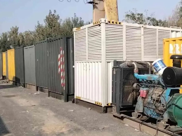 武定200KW柴油发电机机组每小时油耗是多少？